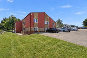 featured image of 3805 W 4th St