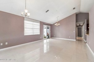 featured image of 5065 Knightsbridge Cir N