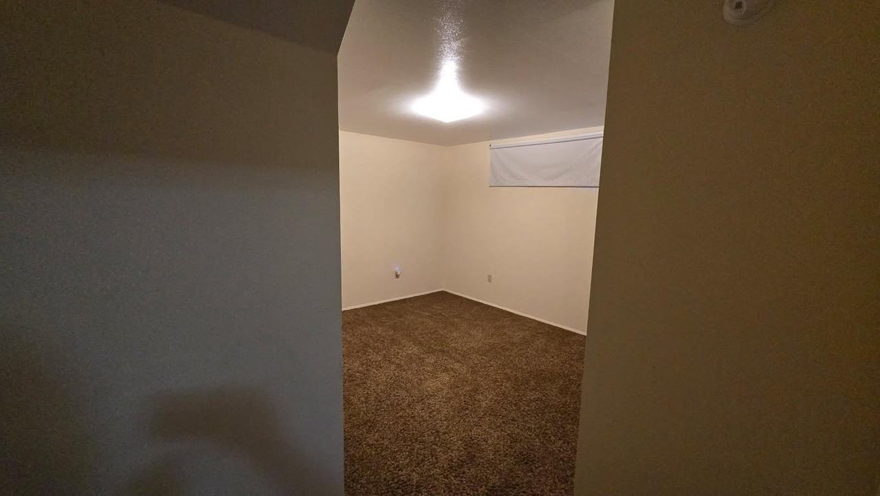 539 5th Ave - Photo 7 of 9