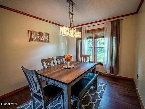 9 Heath Ct - Photo 7 of 19