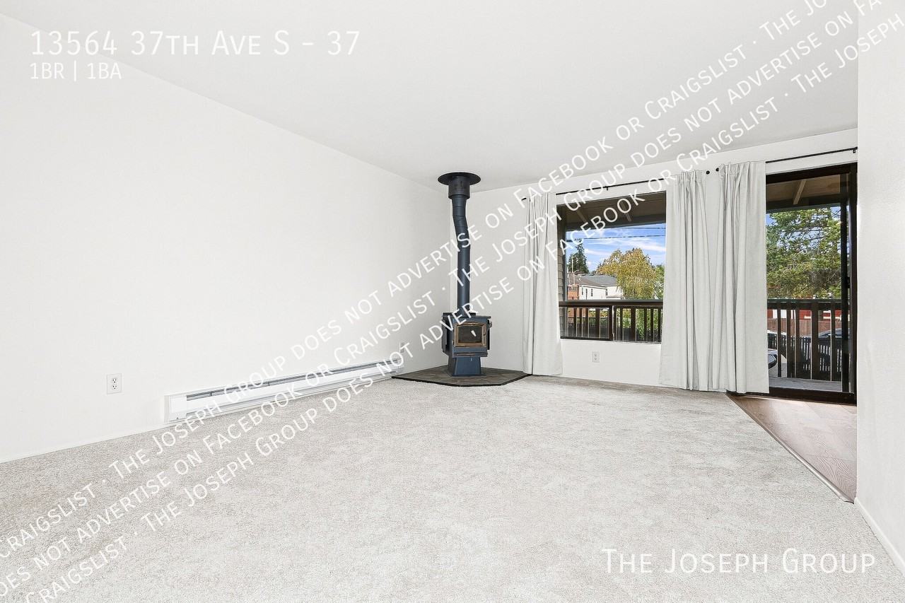 13564 37th Ave S #37 - Photo 2 of 12