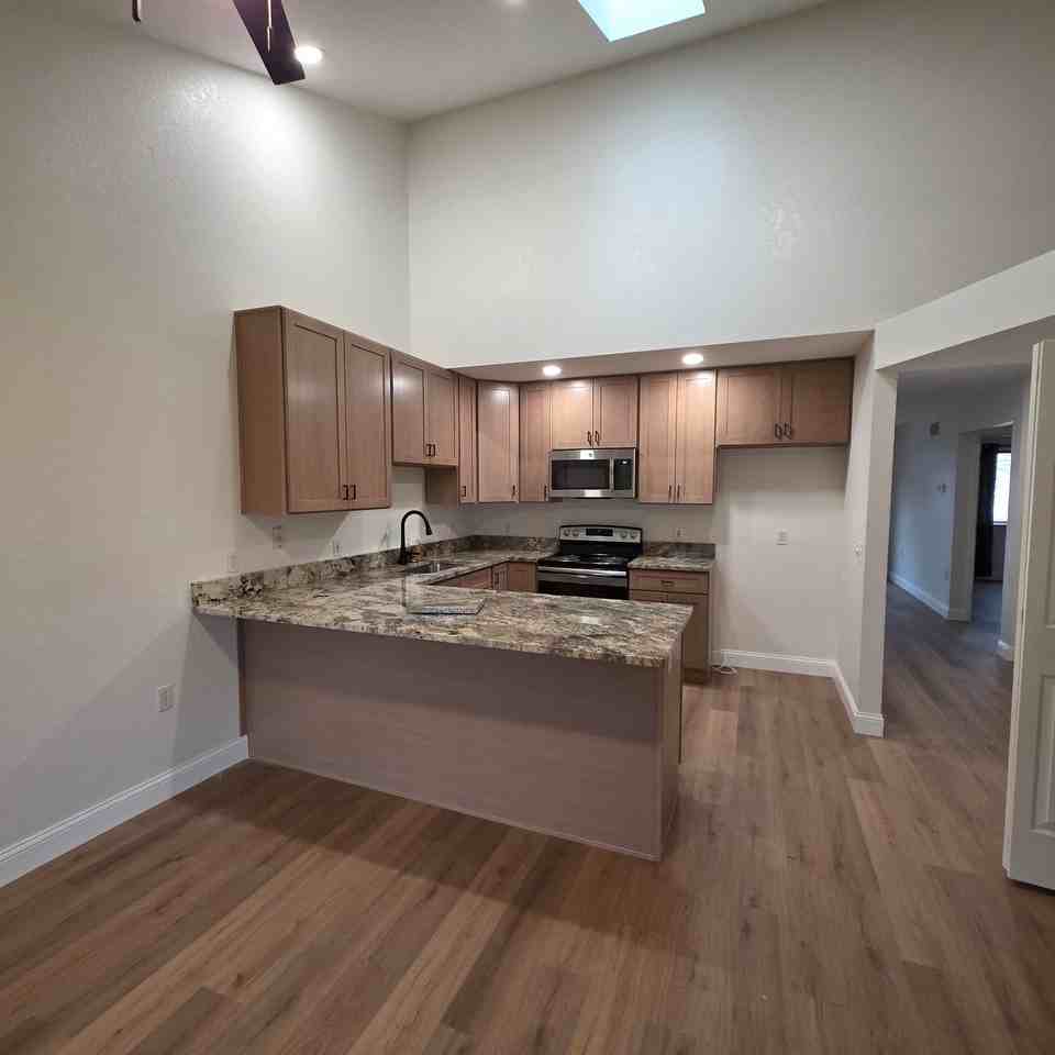 333 Jackson St #C - Photo 2 of 20