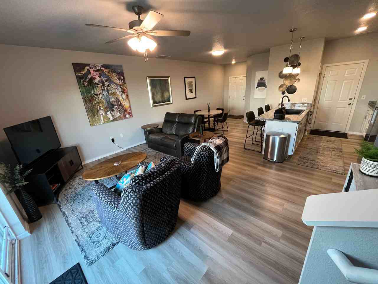 225 Nw Greenwood Pl - Photo 6 of 16