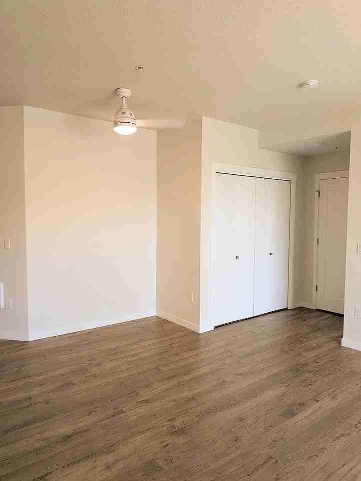 11715 Sw Valencia Ln #306 - Photo 7 of 20