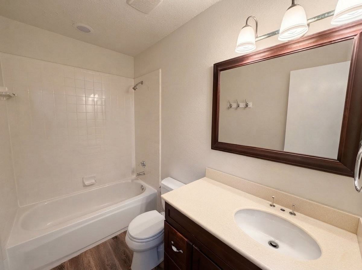 1601 Kennedy Dr - Photo 6 of 12