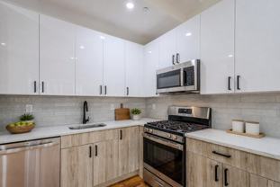 145 Roseville Ave #5 - Photo 1 of 1
