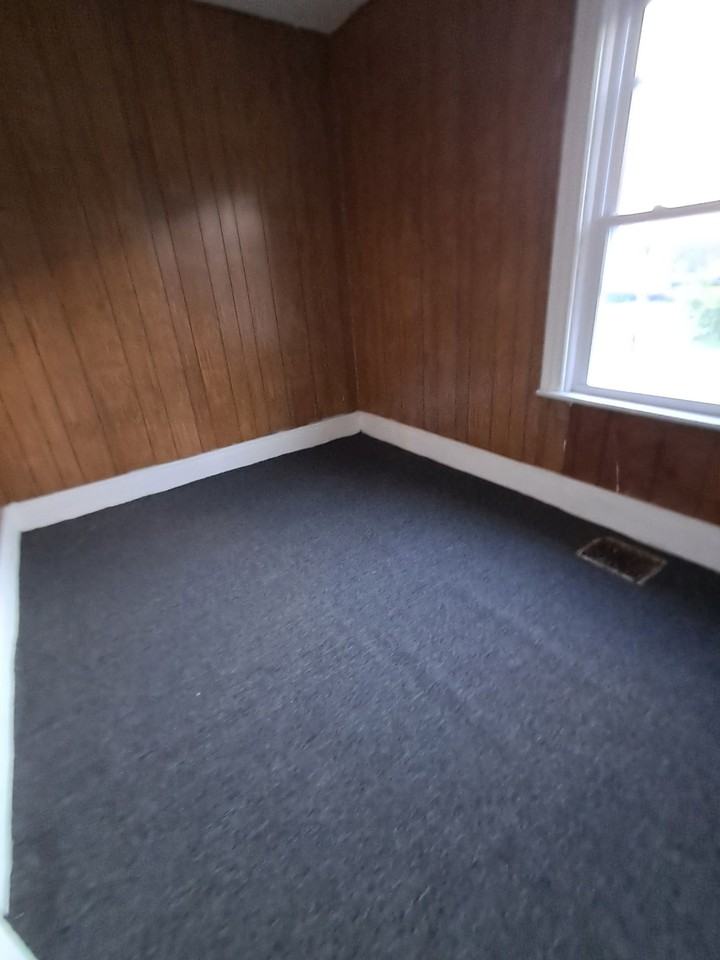 478 Glenwood Ave - Photo 6 of 12