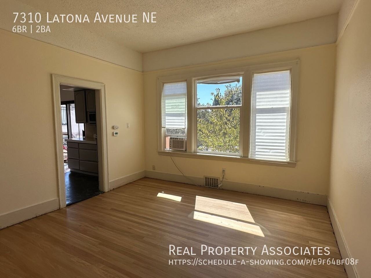 7310 Latona Ave Ne - Photo 5 of 50