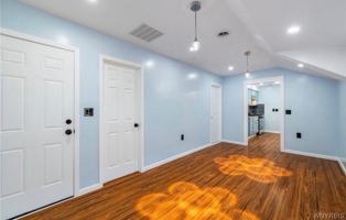 featured image of 517 Goodyear Ave #UPPER