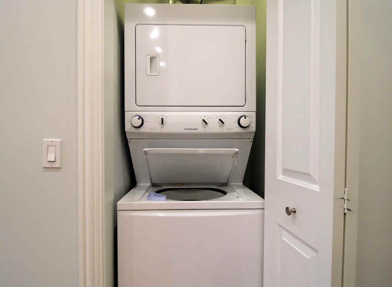 1601 W Warren Blvd - Photo 7 of 13