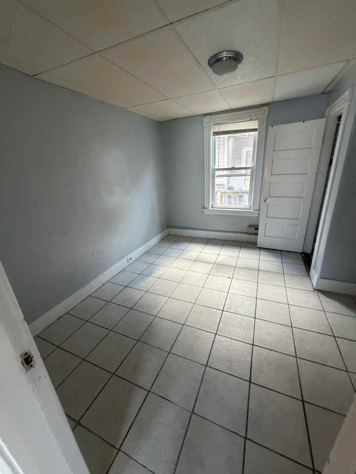 4 Plum St #3 - Photo 4 of 9
