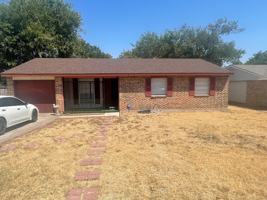 featured image of 723 Sun Valley Dr