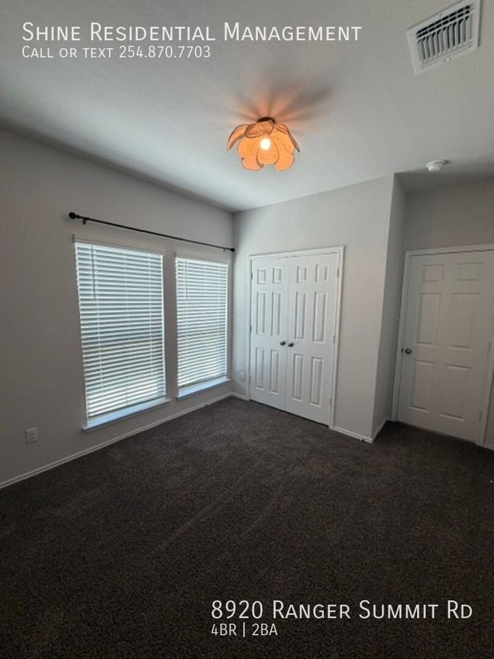8920 Ranger Summit Rd - Photo 5 of 45