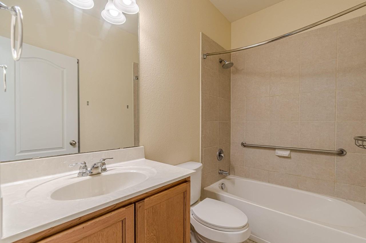 1612 Sanders - Photo 6 of 13