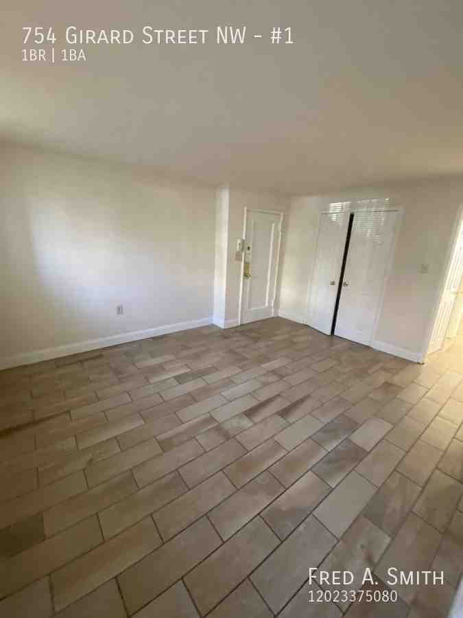 754 Girard St Nw #1 - Photo 6 of 13