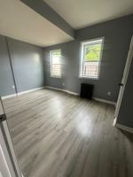 featured image of 215 Edwards Pl #1