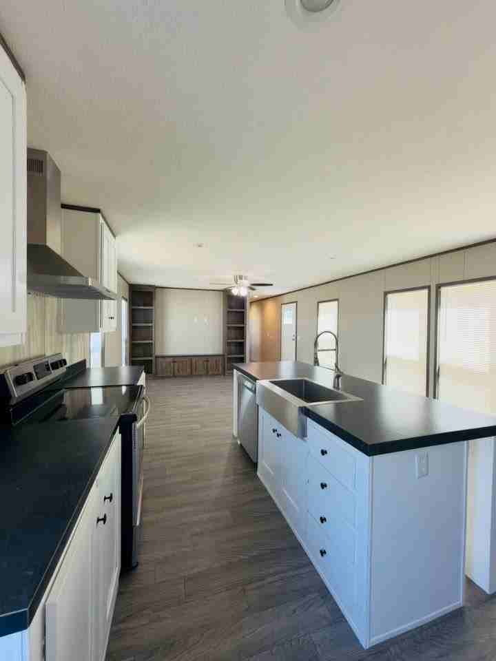 134 Pruitt St #134 - Photo 4 of 10