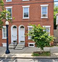 featured image of 808 W 8th St #2