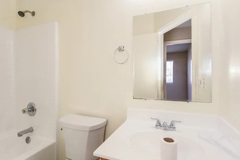 1061 E Segovia Dr - Photo 3 of 5