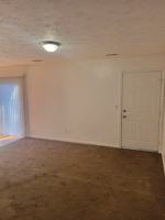 featured image of 939 Taylor Dr #11