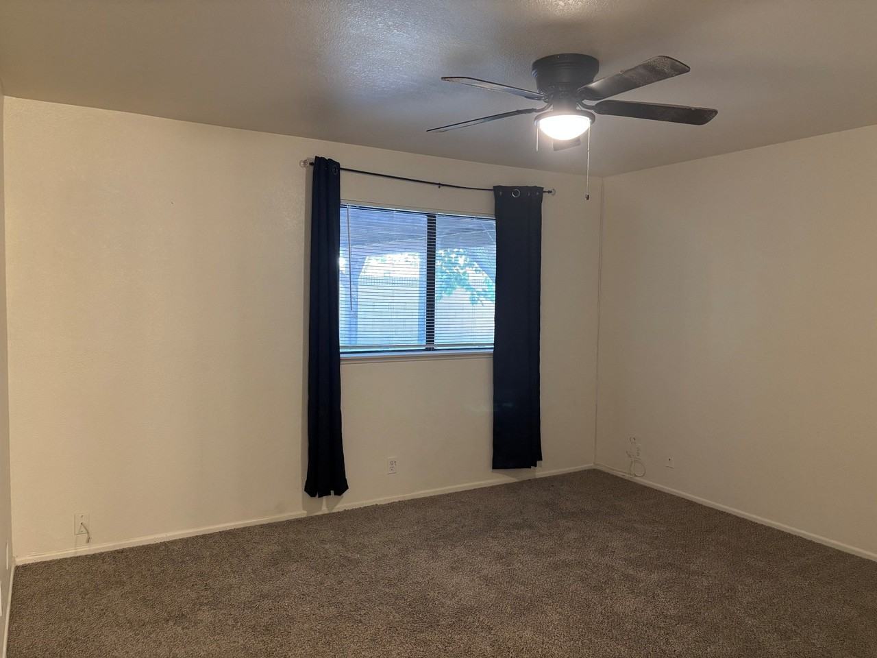 2116 W Avenue K15 - Photo 5 of 11