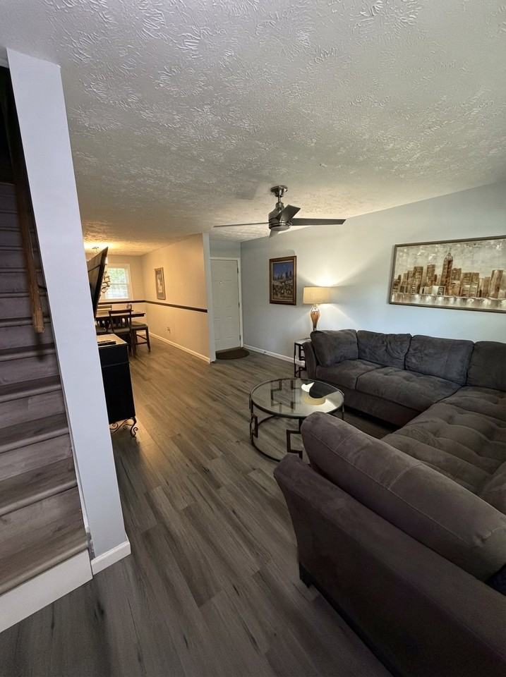 3796 Kensingwood Trce - Photo 2 of 20
