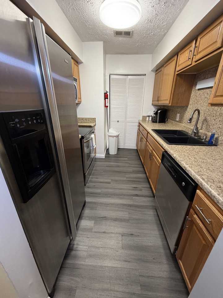 3796 Kensingwood Trce - Photo 5 of 20