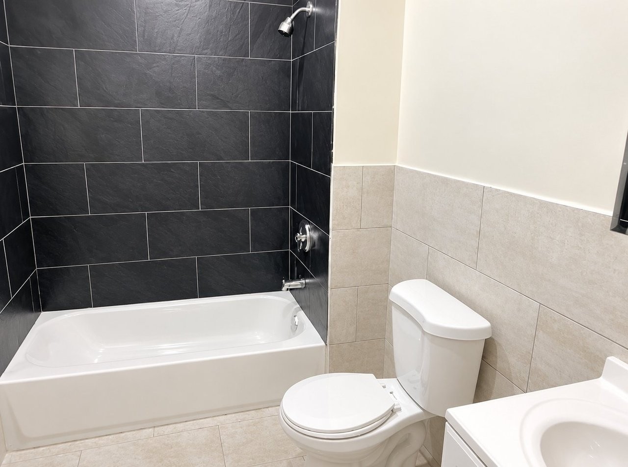 946 18th Ave #B4 - Photo 5 of 6
