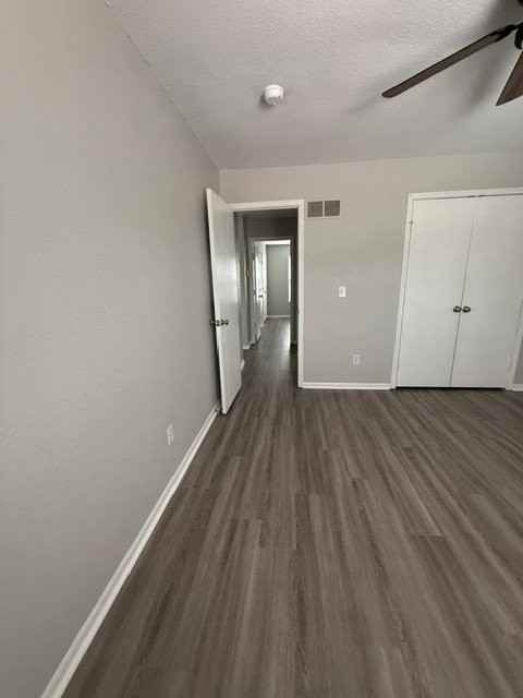 8702 N Cleveland Ave - Photo 3 of 16