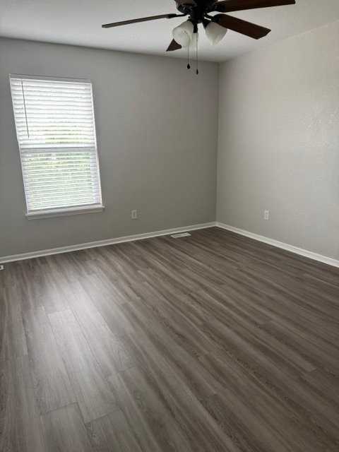 8702 N Cleveland Ave - Photo 7 of 16