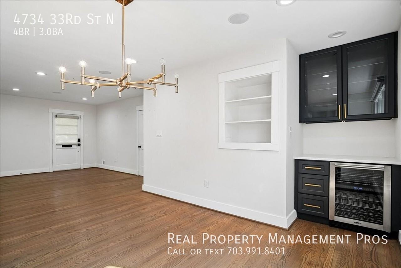 4734 33rd St N - Photo 5 of 33
