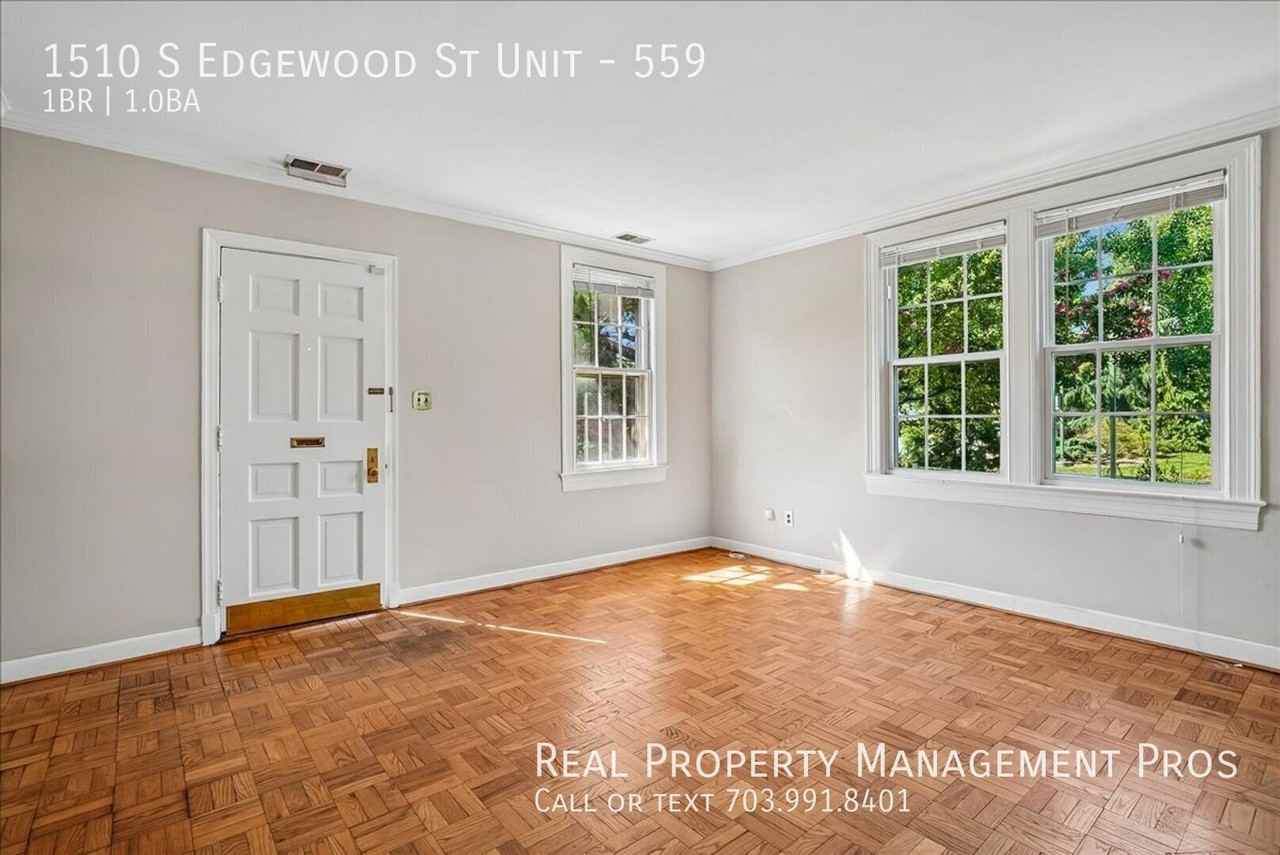 1510 S Edgewood St #559 - Photo 4 of 23