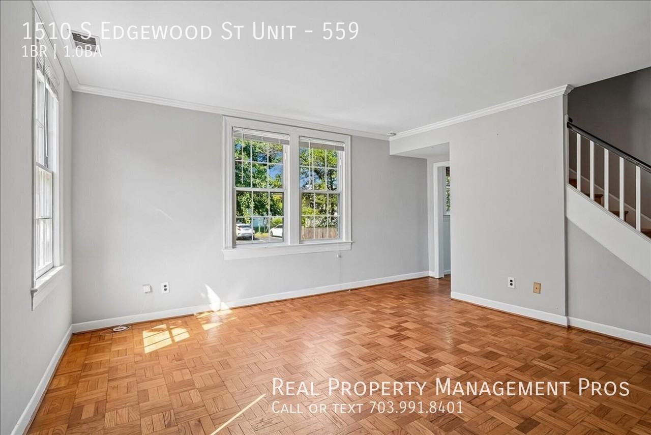 1510 S Edgewood St #559 - Photo 6 of 23