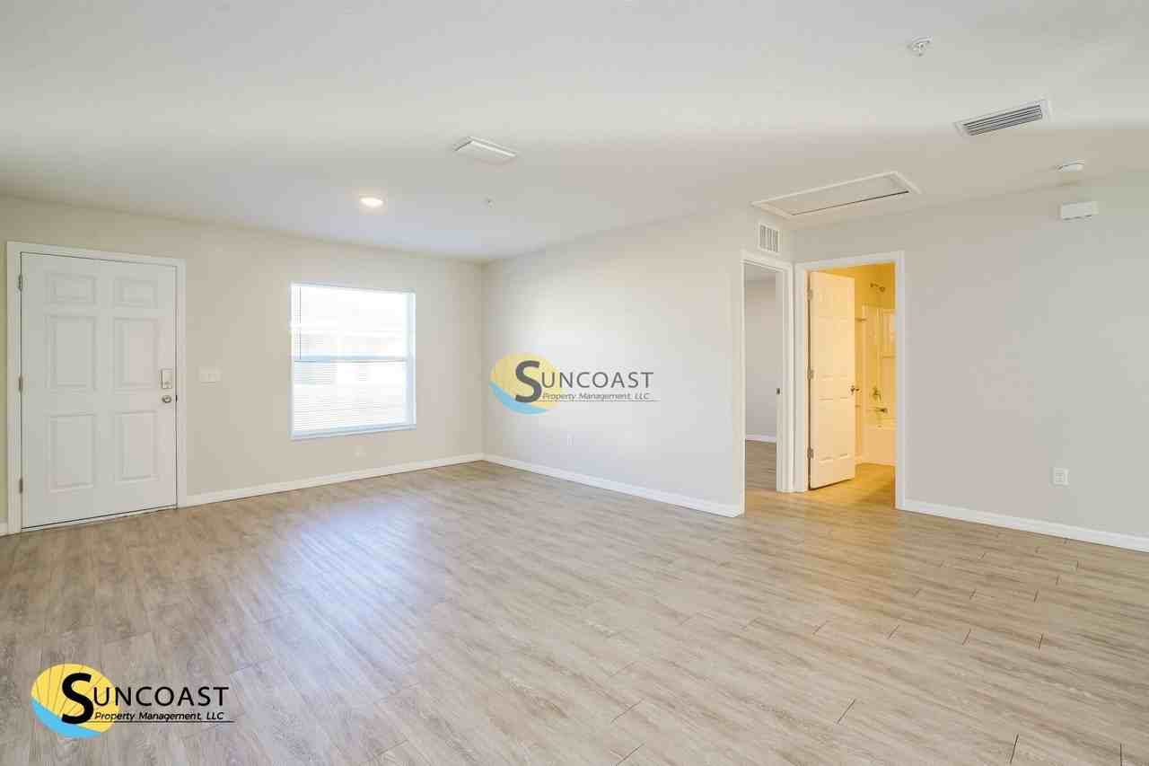 52 Walnut Rd #2 - Photo 4 of 20