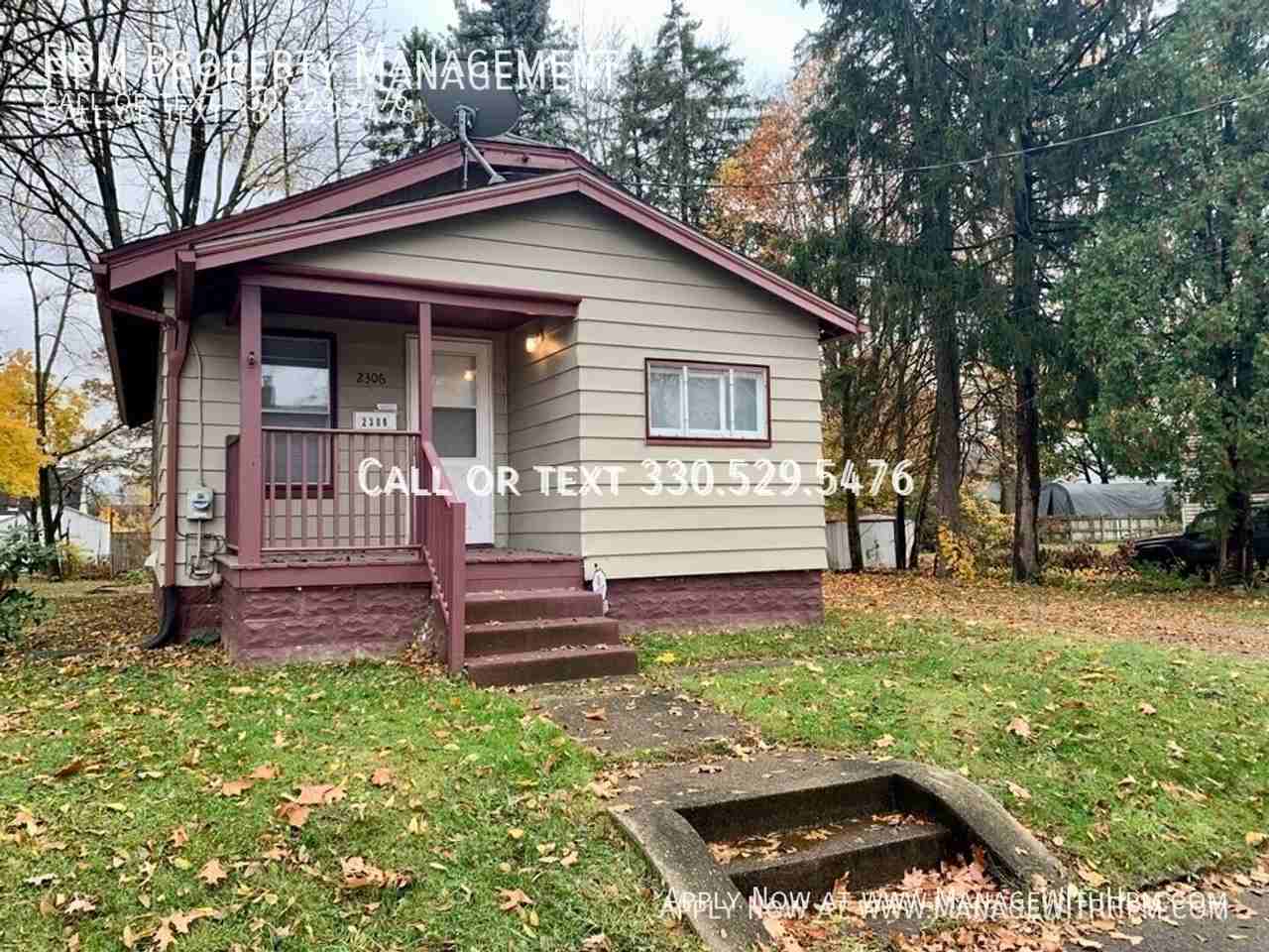 2306 24th St Ne - Photo 2 of 31
