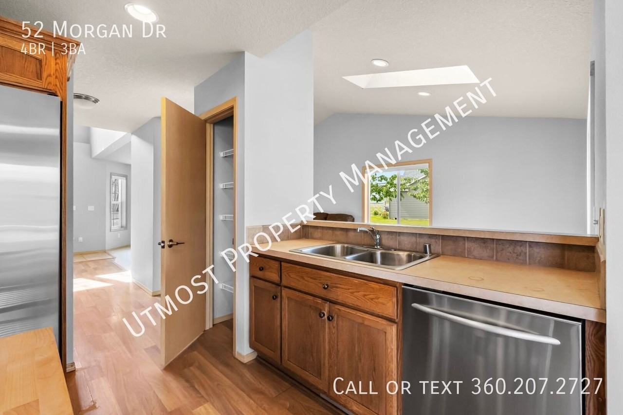 52 Morgan Dr - Photo 5 of 20