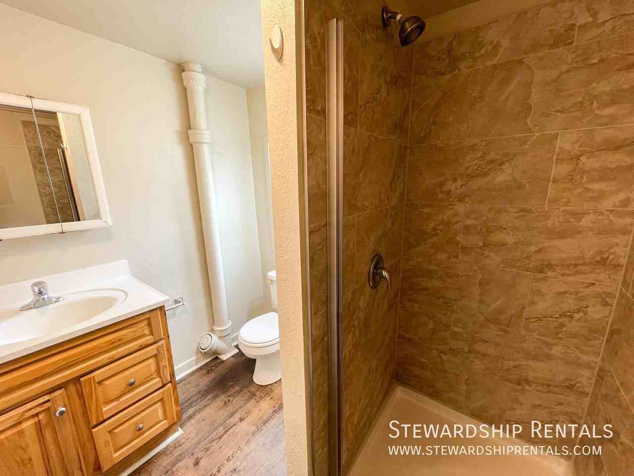 754 W 12th Ave #E - Photo 5 of 7