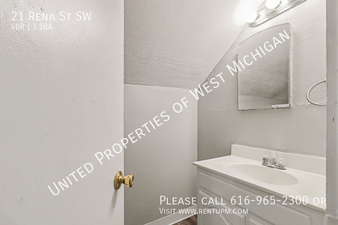 21 Rena St Sw - Photo 7 of 19