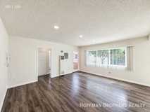 19403 Haynes St #5 - Photo 1 of 1