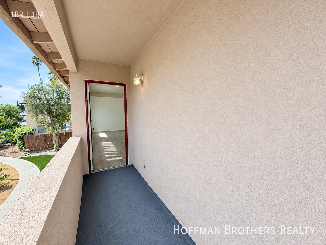 19403 Haynes St #5 - Photo 4 of 11