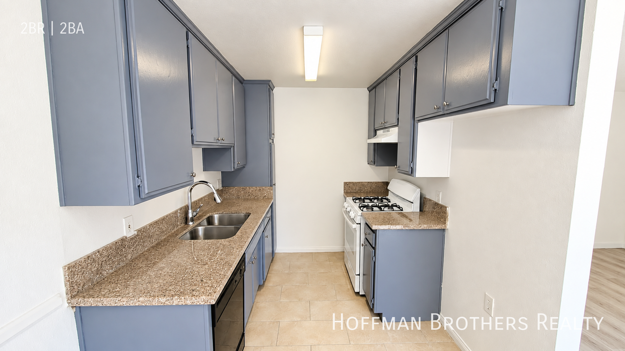 11009 Hartsook St #208 - Photo 2 of 12