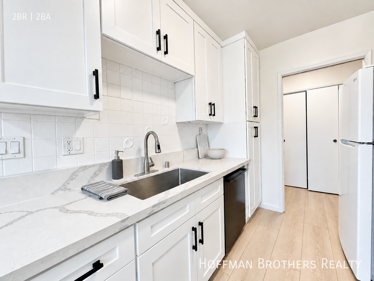 930 S Shenandoah St #10