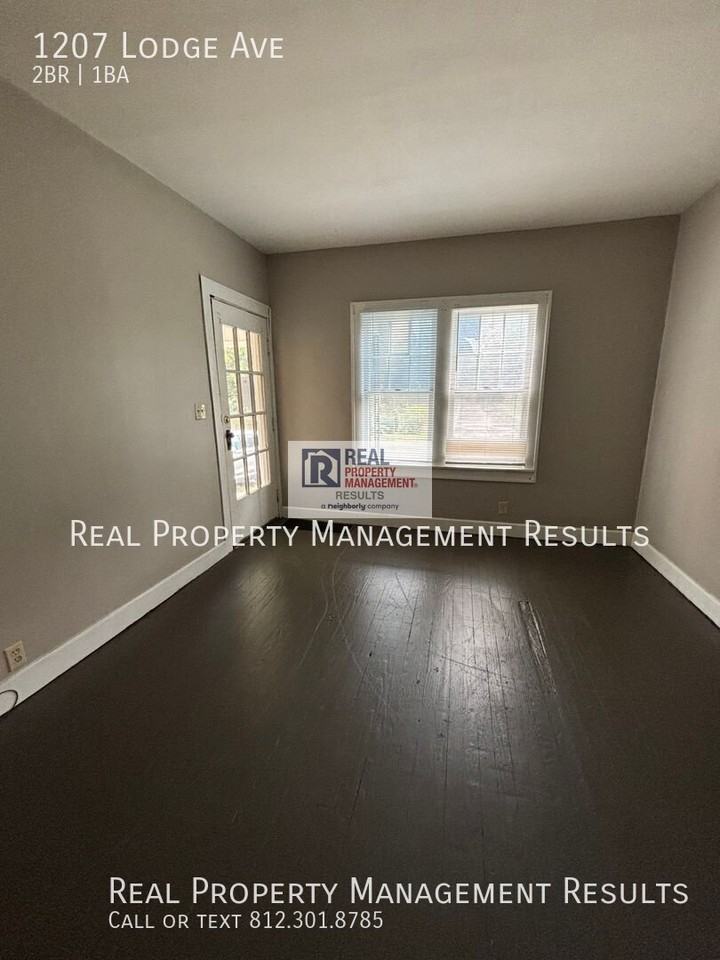 1207 Lodge Ave - Photo 3 of 16