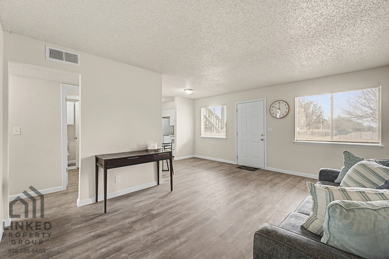 6551 E 31st St #17 - Photo 5 of 16