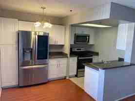 Russell Court Apartments - Photo 1 of 1