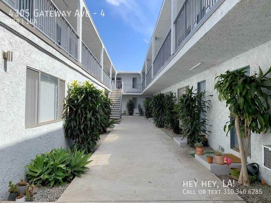 4305 Gateway Ave #4 - Photo 5 of 26
