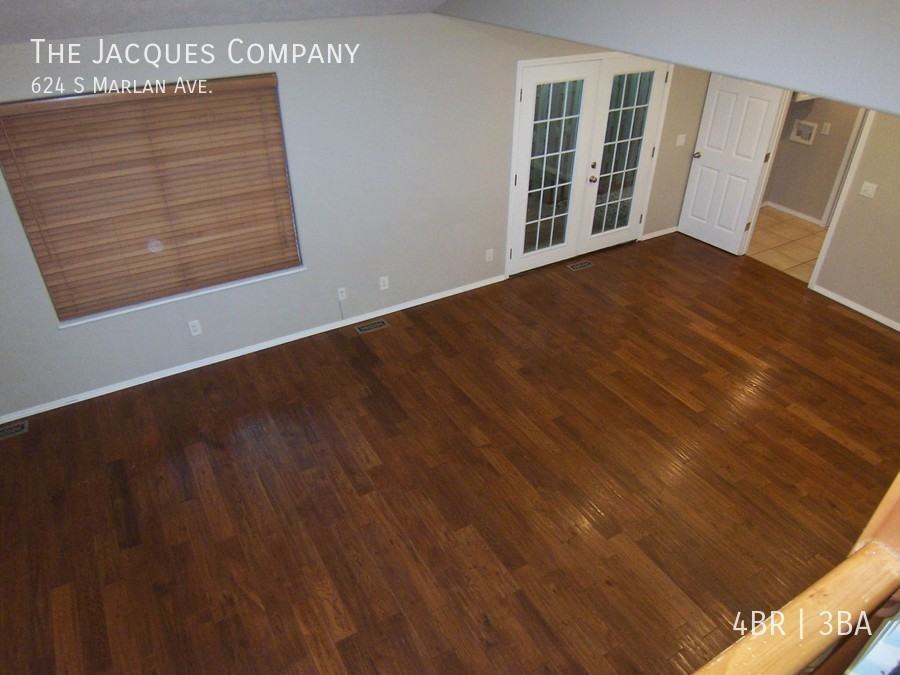 624 S Marlan Ave - Photo 2 of 21