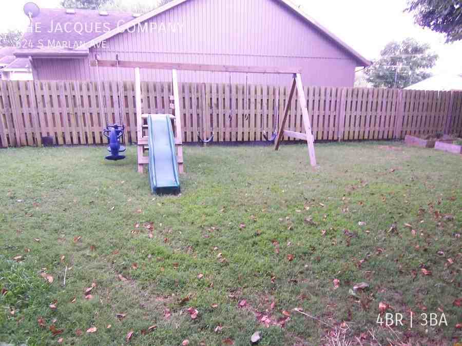 624 S Marlan Ave - Photo 5 of 21