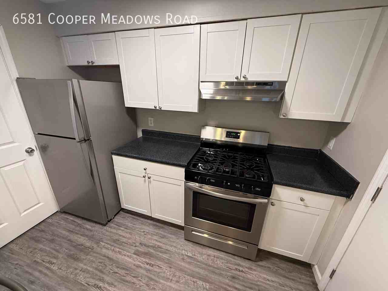 6581 Cooper Meadows Rd - Photo 2 of 16