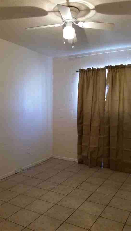 1300 Paxton St #1 - Photo 7 of 10